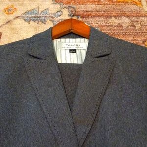 NWOT TAHARI PANT SUITS